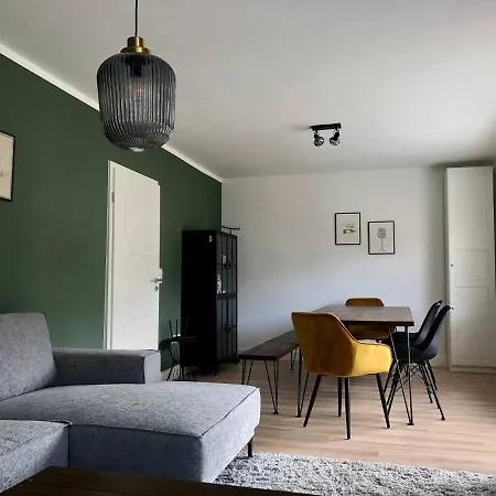 Haus Mosel Tales In Fuer Bis Zu 9 Personen 코헴