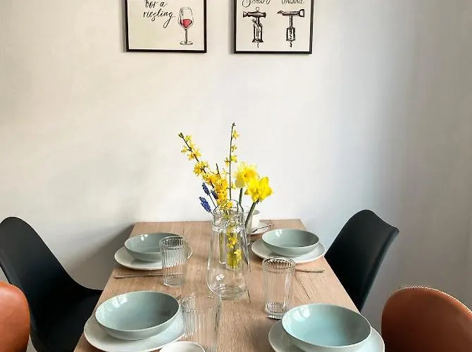 Сasa de vacaciones Haus Mosel Tales In Für Bis Zu 9 Personen