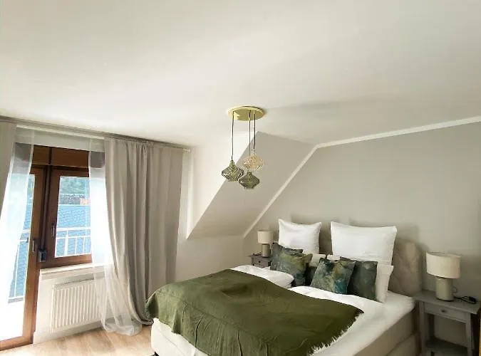 Haus Mosel Tales In Fuer Bis Zu 9 Personen *